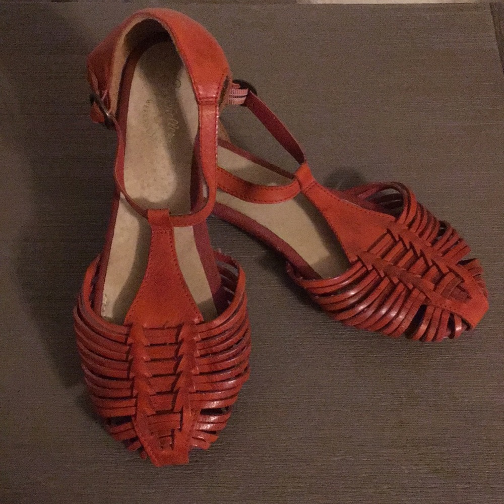 Seychelles sandals